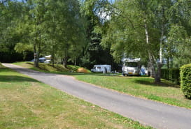 GEMEINDE-CAMPINGPLATZ VON SAINT-QUIRIN