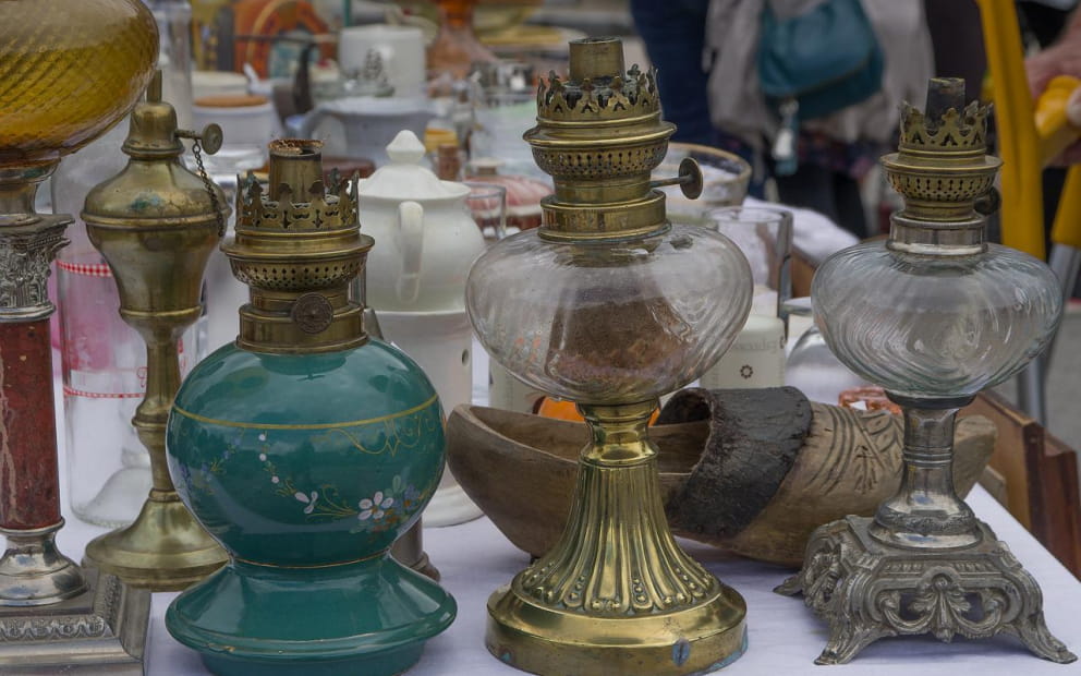 BROCANTE - VIDE-GRENIERS