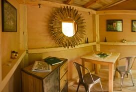 UNUSUAL ACCOMMODATION - CABANE DES TOURTEREAUX