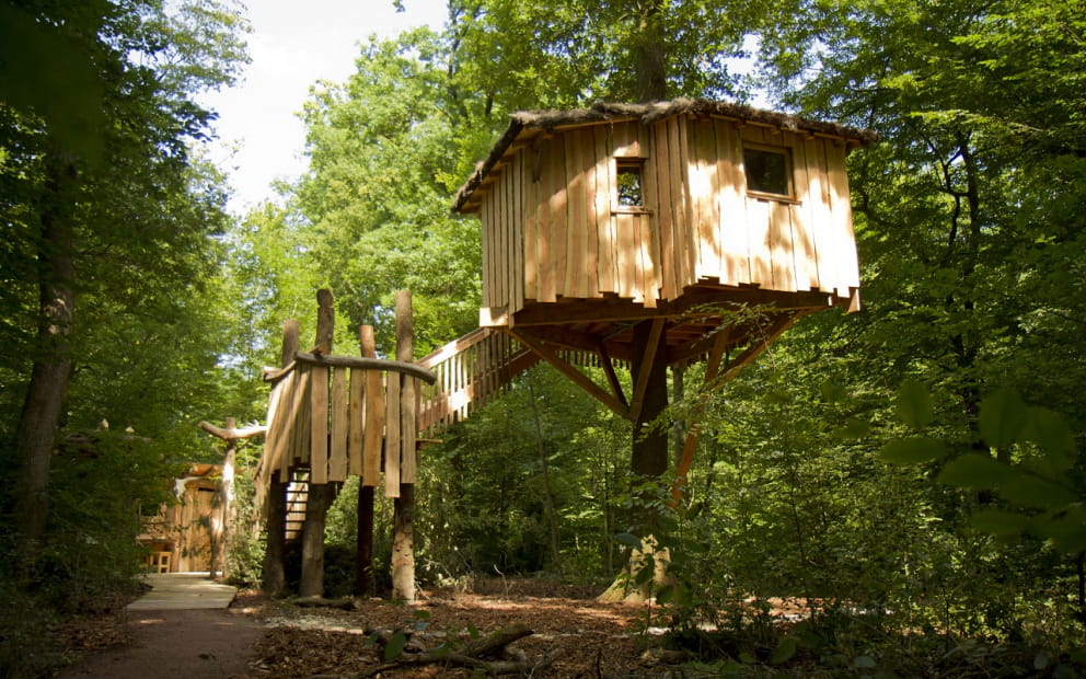 UNUSUAL ACCOMMODATION - CABANE DES TOURTEREAUX