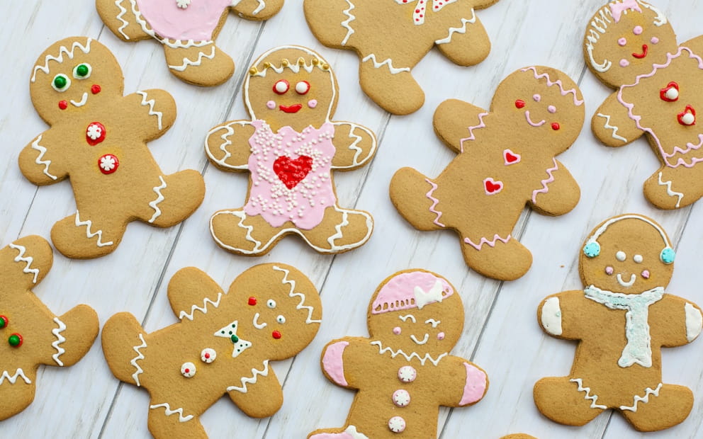 ATELIER EN FAMILLE : BISCUITS ET GÂTEAUX DE NOËL